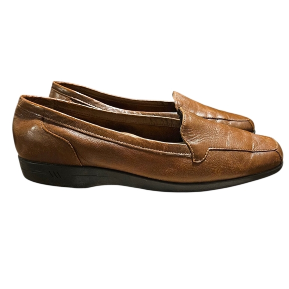 Womens Brown Leather Loafers Easy Spirit Comfort Flata Sz 7 Slip On Casual Work - Picture 3 of 14